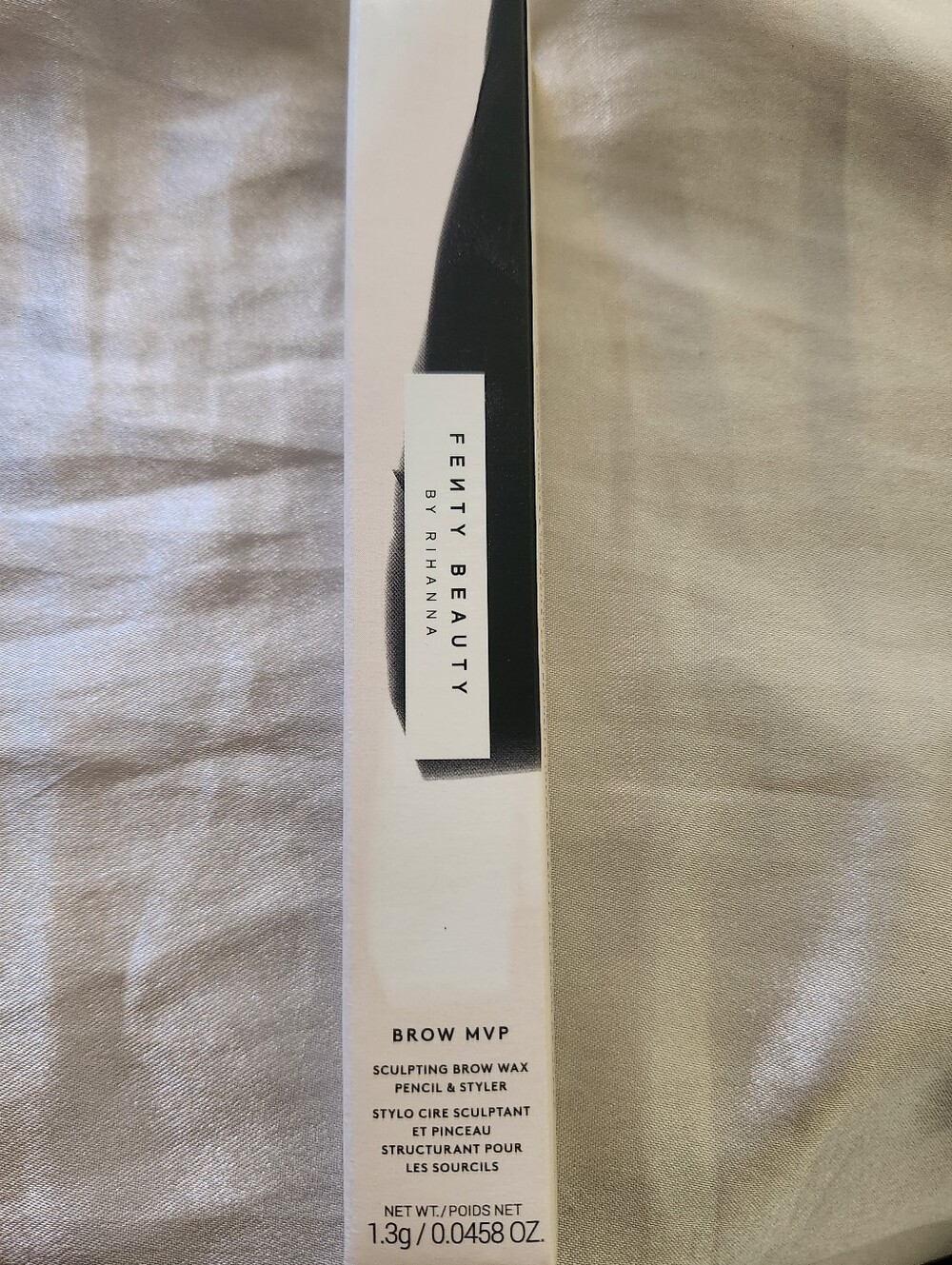 Fenty Beauty Brow MVP Sculpting Wax Pencil — Universal/Clear